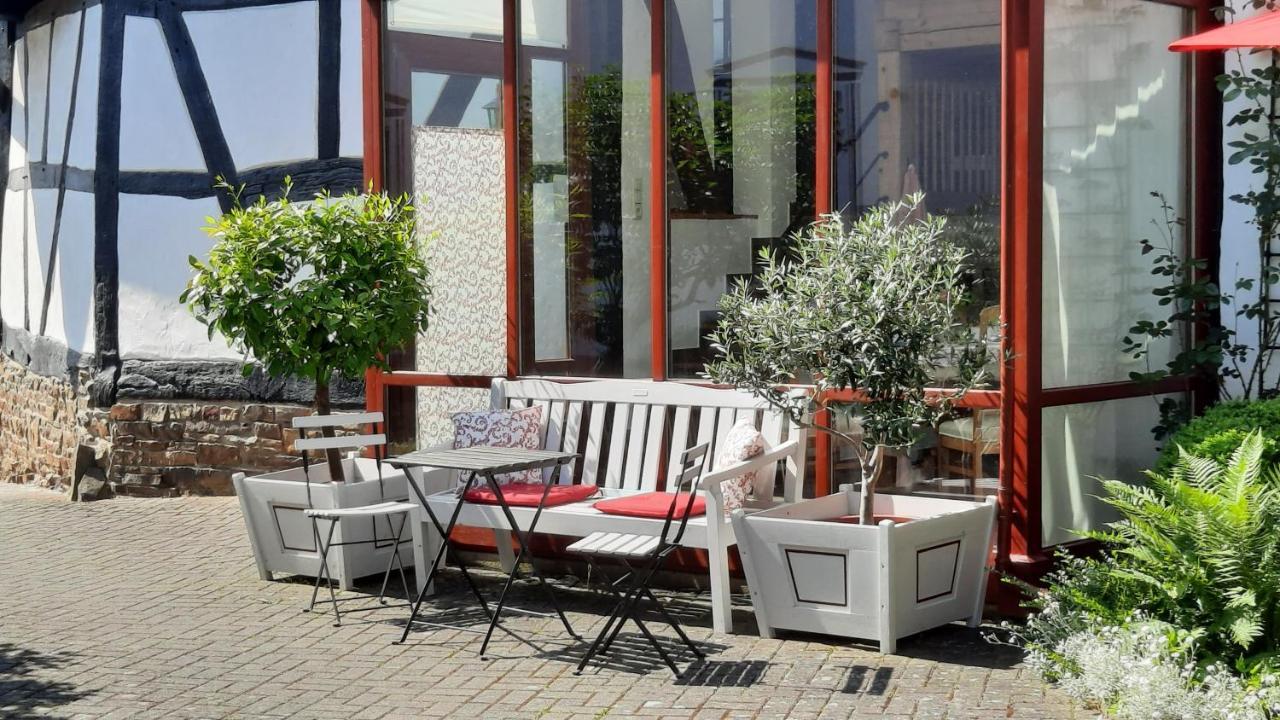 Maternushof Hotel Pomster Exterior photo